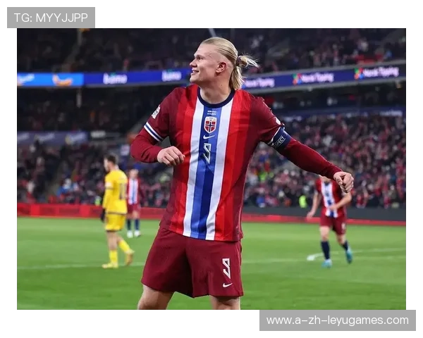 世界杯哈兰德禁区内力压防守完成必杀一击 世界杯哈兰德禁区内力压防守完成必杀一击